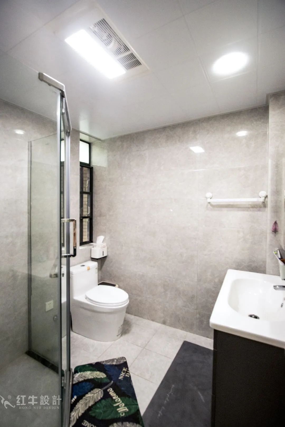 最美毕业照 ⑥--简美不一定是深色系，也可以这样清爽哦！11卫生间